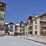 Lemon Apartments